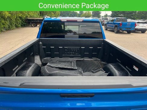 Certified 2022 Chevrolet Silverado 1500 RST w/ Convenience Package II AWD/4WD image 7
