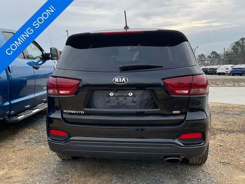 Used 2019 Kia Sorento L image 3