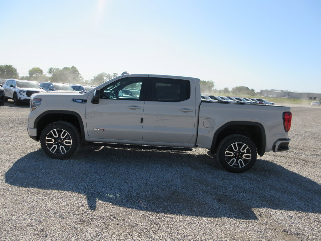 New 2026 GMC Sierra 1500 AT4 w/ AT4 Premium Package AWD/4WD image 11