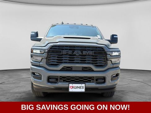 New 2026 RAM 2500 Tradesman AWD/4WD image 2