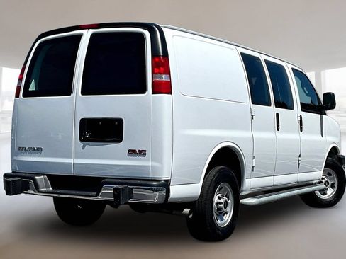 Used 2024 GMC Savana 2500 w/ Driver Convenience Package RWD image 6