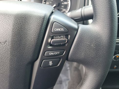 Certified 2025 Nissan Frontier SV RWD image 17