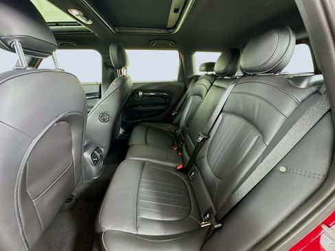 Certified 2024 MINI Cooper Clubman S w/ Signature Upholstery Package AWD/4WD image 40
