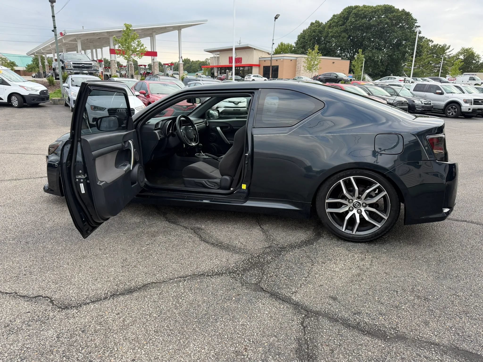 Used 2015 Scion tC FWD image 11