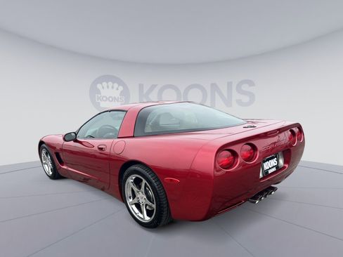 Used 2000 Chevrolet Corvette Coupe w/ Roof Pkg image 4