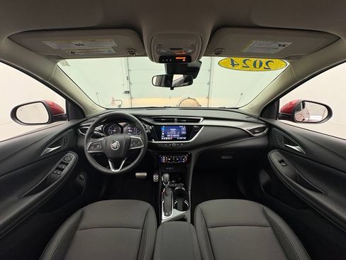 Used 2023 Buick Encore GX Select w/ Sport Touring Package FWD image 3
