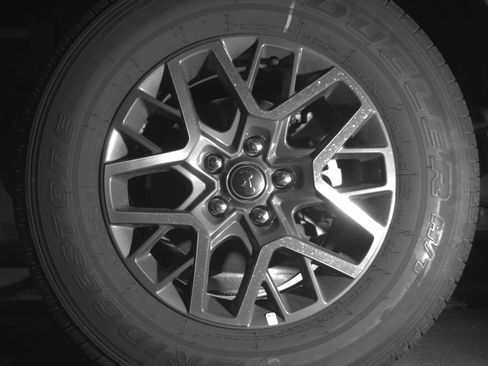 Used 2025 Jeep Wrangler Sahara image 12