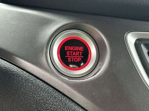 Used 2022 Honda Pilot Special Edition image 11