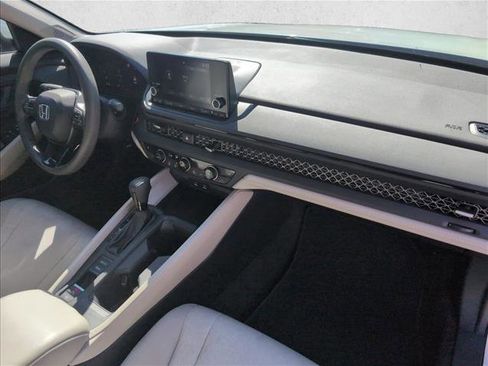 Used 2024 Honda Accord EX image 23