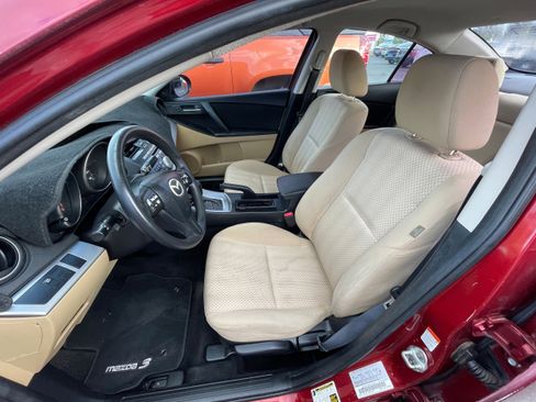 Used 2010 MAZDA MAZDA3 i Touring image 12