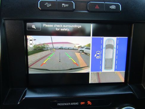 Used 2015 Ford F150 Platinum w/ Equipment Group 701A Luxury image 14