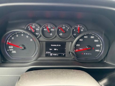 Used 2022 Chevrolet Silverado 1500 Custom AWD/4WD image 13