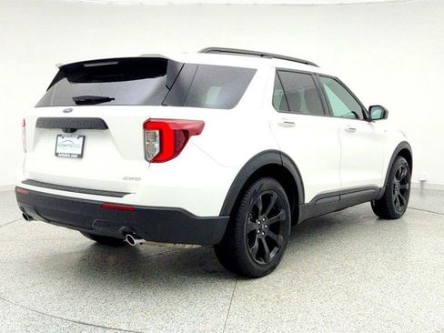 Used 2023 Ford Explorer ST-Line image 5