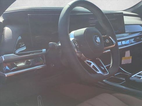 New 2026 BMW i7 eDrive50 w/ M Sport Package image 9