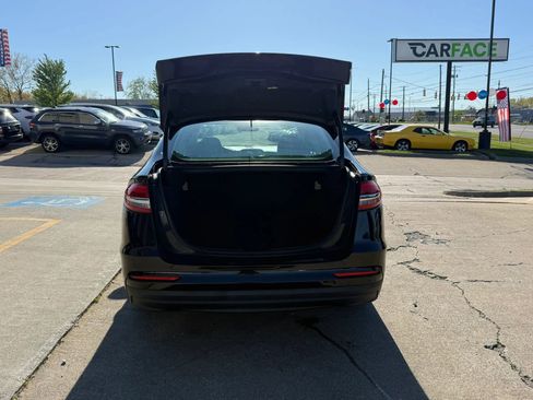 Used 2019 Ford Fusion S FWD image 12