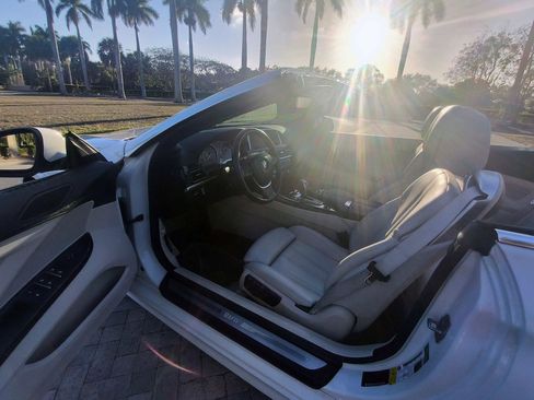 Used 2012 BMW 650i Convertible image 6