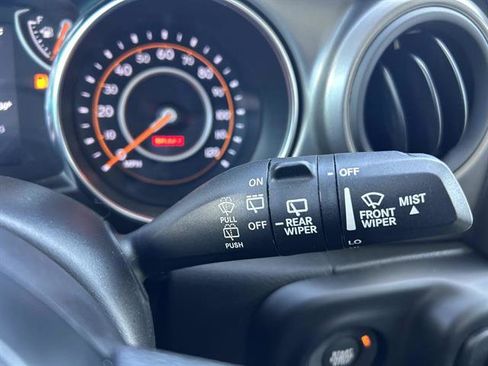 Used 2021 Jeep Wrangler Sport AWD/4WD image 23