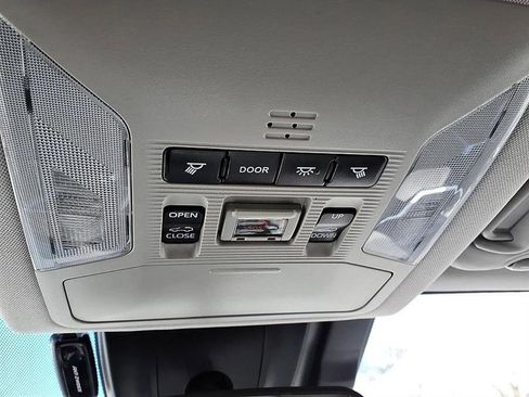 Used 2021 Toyota RAV4 XLE w/ Convenience Package image 24