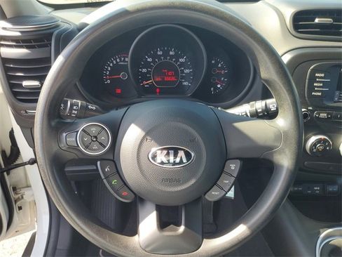 Used 2018 Kia Soul image 15