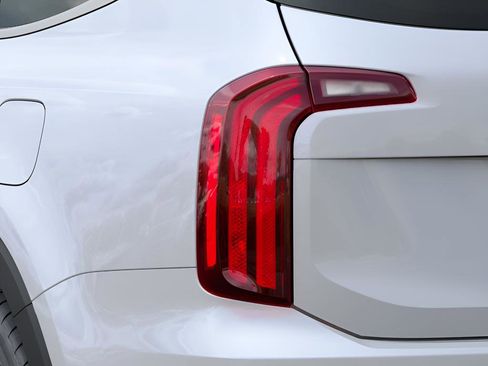 New 2025 Kia Telluride S image 11