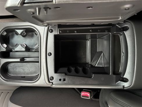 Used 2025 Toyota RAV4 LE image 25