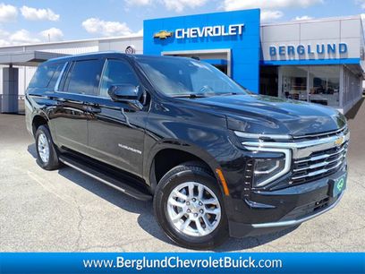 Certified 2025 Chevrolet Suburban LT w/ Sun And Tow Package