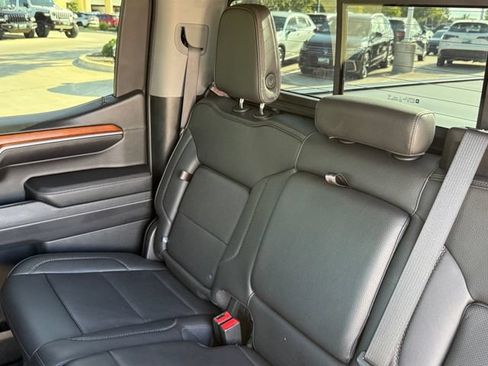 Used 2023 GMC Sierra 1500 Denali w/ Denali Reserve Package AWD/4WD image 31