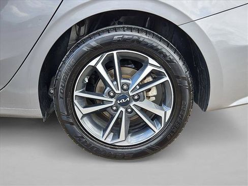 Used 2024 Kia Forte LXS FWD image 22
