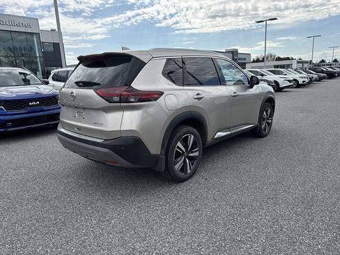 Certified 2021 Nissan Rogue SL w/ Premium Package image 3