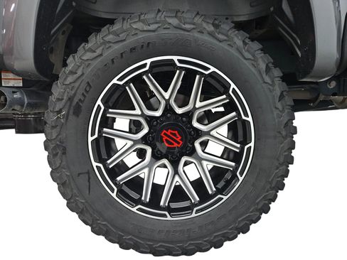 Used 2023 Ford F250 Lariat w/ Lariat Ultimate Package image 26