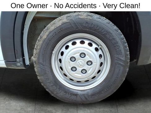 Used 2025 RAM ProMaster 3500 w/ Convenience Group FWD image 9