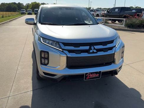 Used 2025 Mitsubishi Outlander Sport ES AWD/4WD image 4