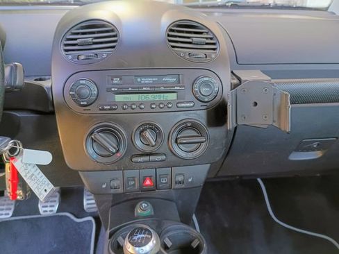 Used 2002 Volkswagen Beetle S image 39