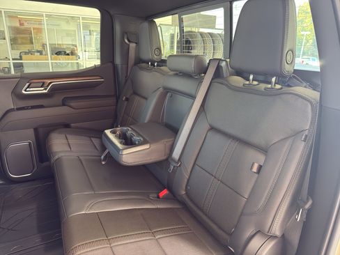 New 2026 Chevrolet Silverado 1500 High Country image 13