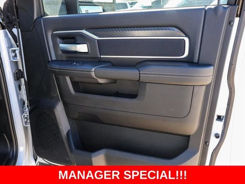 New 2025 RAM 2500 Big Horn AWD/4WD image 27