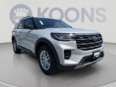 New 2026 Ford Explorer Active AWD/4WD image 10