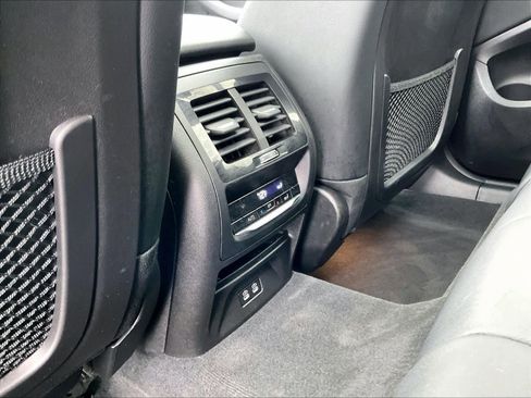 Used 2024 BMW X4 xDrive30i image 38