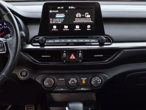 Used 2020 Kia Forte GT-Line w/ GT-Line Premium Package image 16