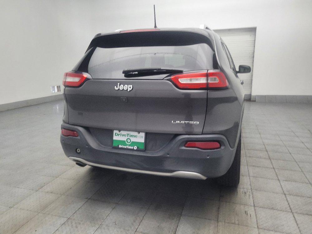 Used 2018 Jeep Cherokee Limited FWD image 7