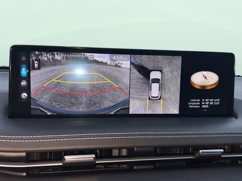 Used 2025 Genesis GV70 3.5T Sport w/ Sport Advanced Package image 16