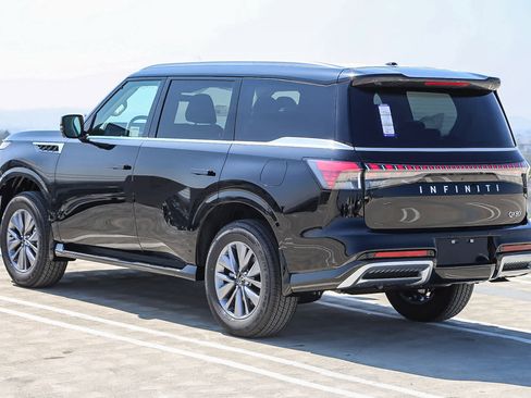 New 2026 INFINITI QX80 Pure RWD image 8