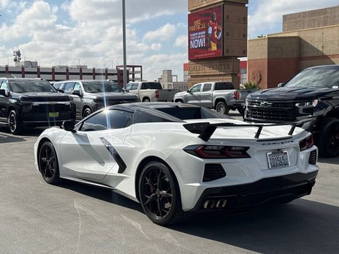 Used 2022 Chevrolet Corvette Stingray Preferred Conv w/ Z51 Performance Package RWD image 7