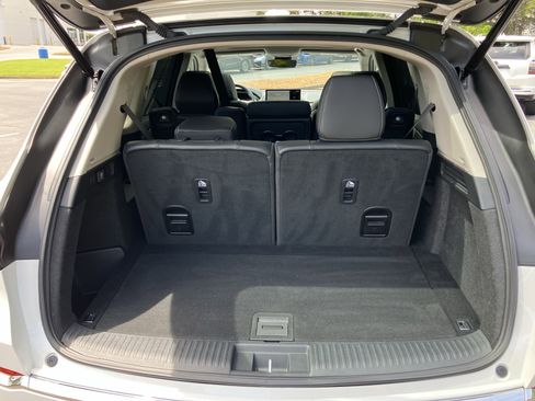 Used 2024 Acura MDX SH-AWD w/ Technology Package image 37