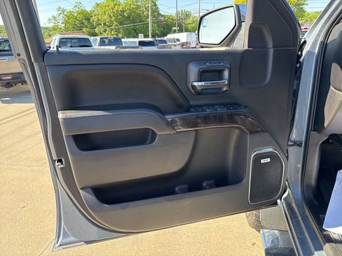 Used 2016 GMC Sierra 2500 Denali w/ Driver Alert Package AWD/4WD image 23
