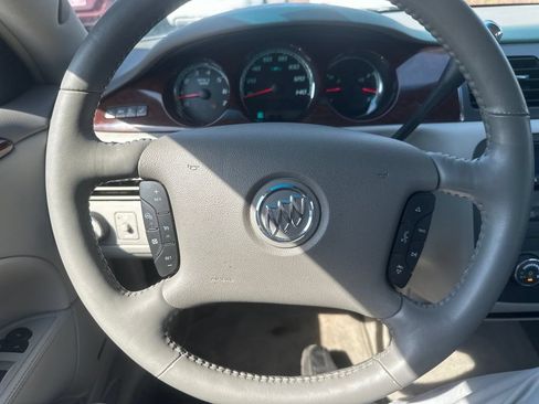 Used 2010 Buick Lucerne CXL FWD image 28