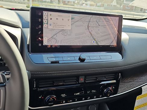 New 2026 Nissan Rogue Platinum image 12