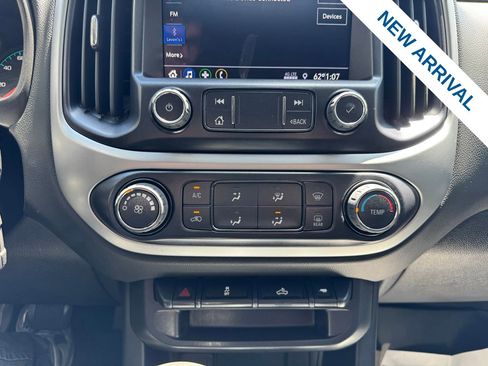 Used 2022 Chevrolet Colorado LT w/ LT Convenience Package AWD/4WD image 25