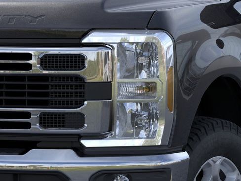 New 2026 Ford F250 XLT AWD/4WD image 18