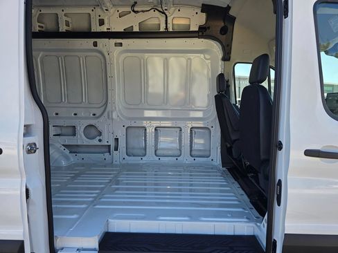 New 2026 Ford Transit 250 148 High Roof RWD image 13