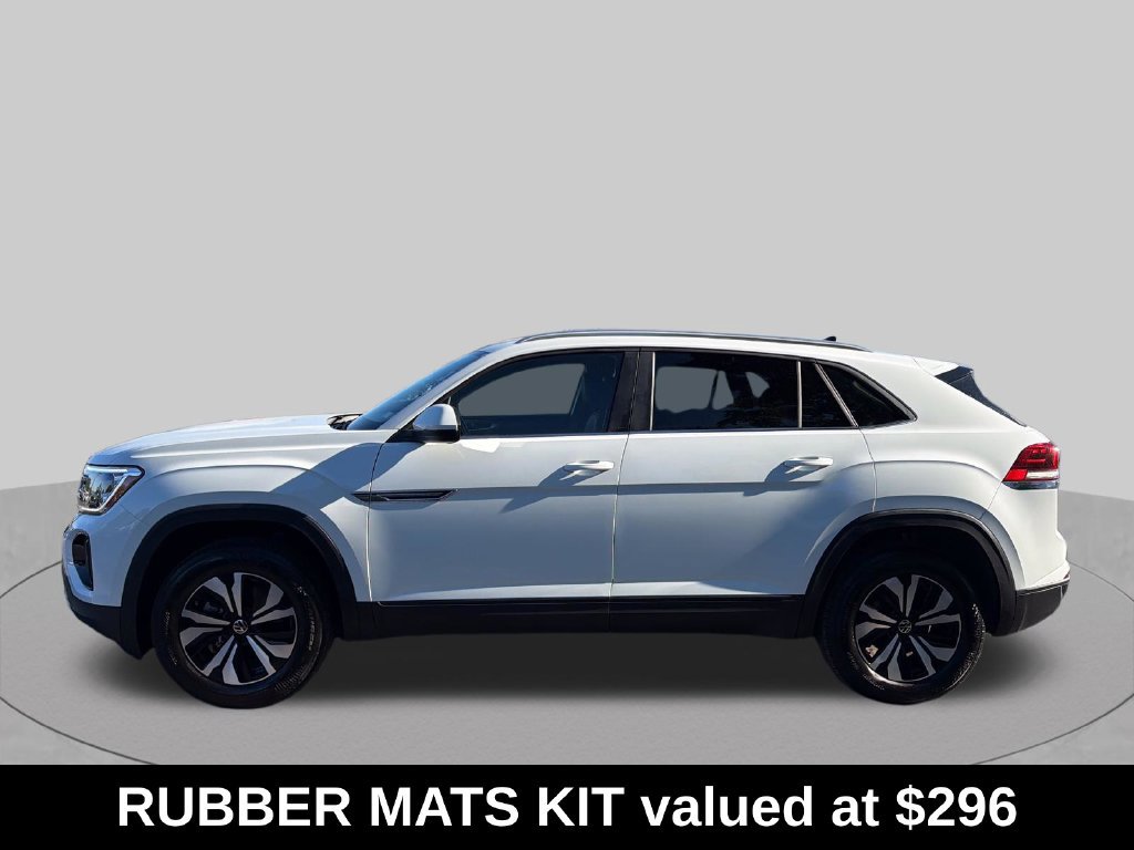 Used 2025 Volkswagen Atlas Cross Sport SE AWD/4WD image 2